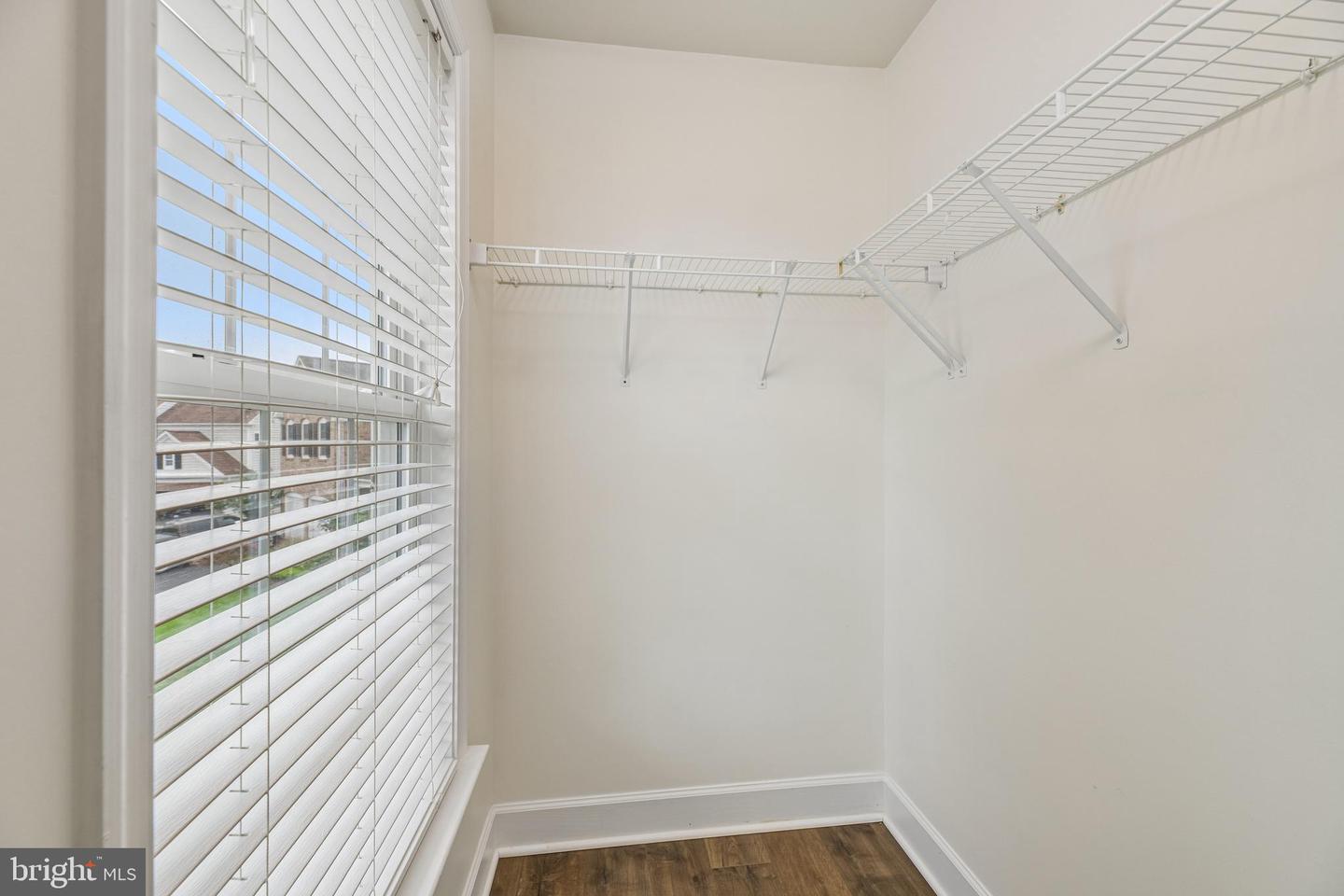 10810 Valley Falls Ct Property Photo 56