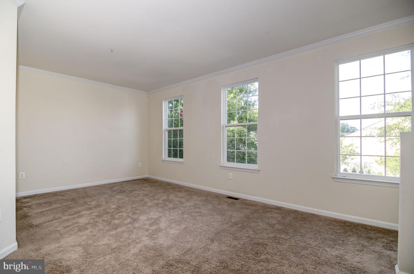 3401 Eagle Ridge Dr Property Photo 6