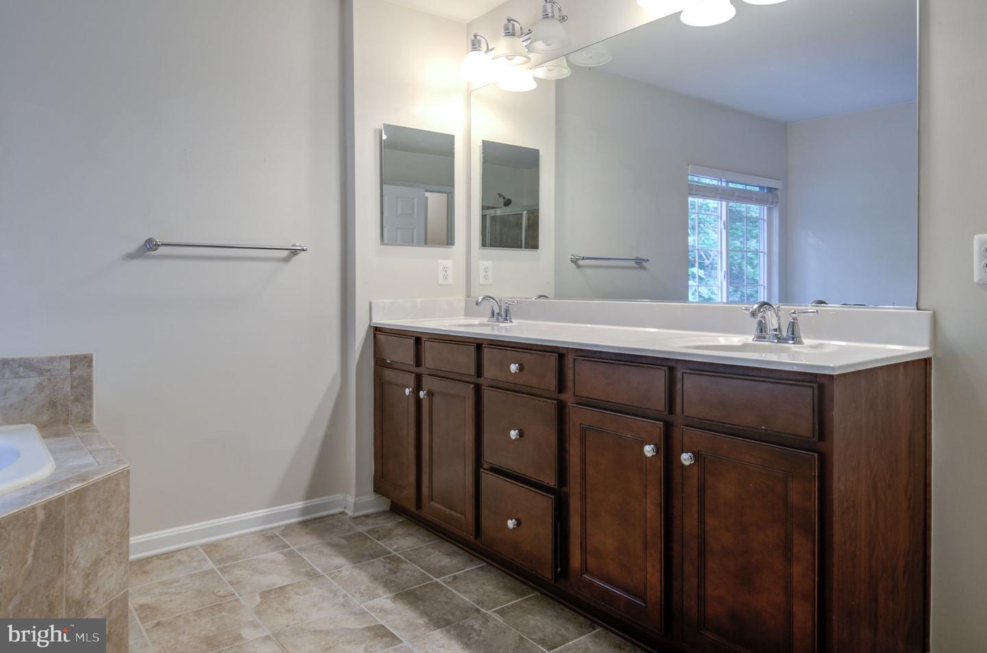 3401 Eagle Ridge Dr Property Photo 31