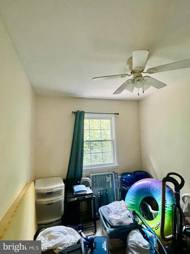 14583 Earlham Ct Property Photo 20