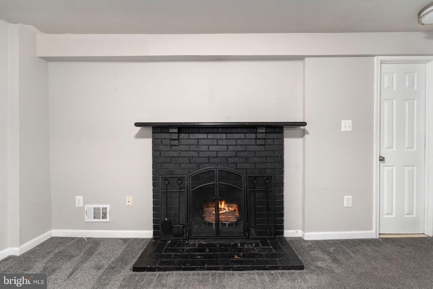 4305 Ensbrook Ln Property Photo 28