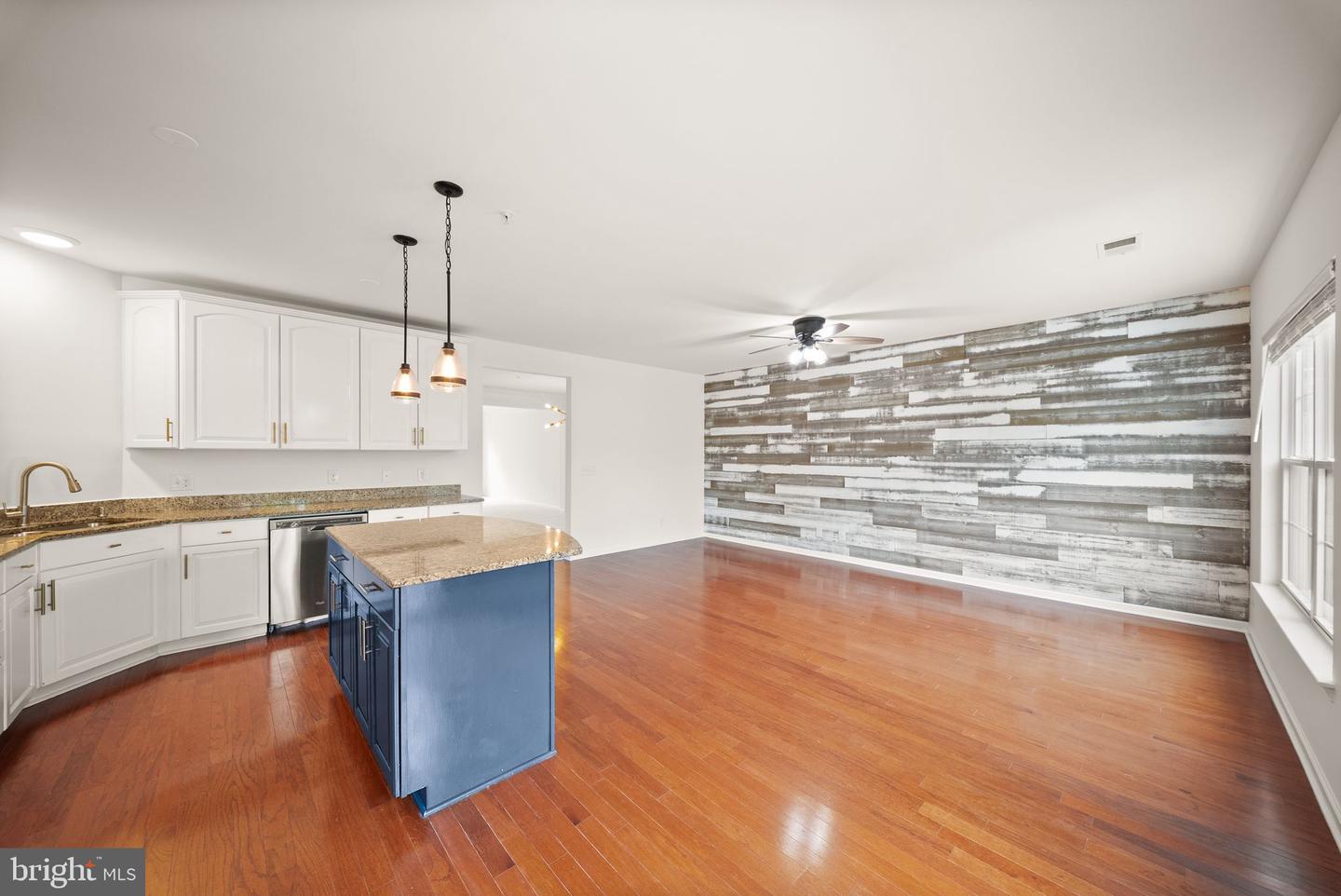 2289 Kew Gardens Dr Property Photo 17