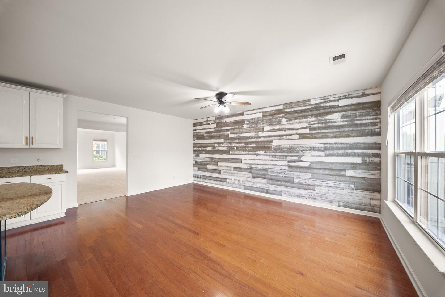 2289 Kew Gardens Dr Property Photo 18