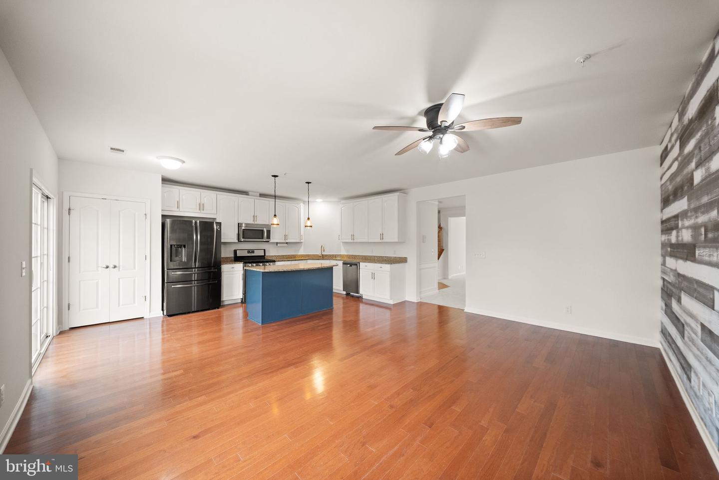 2289 Kew Gardens Dr Property Photo 19