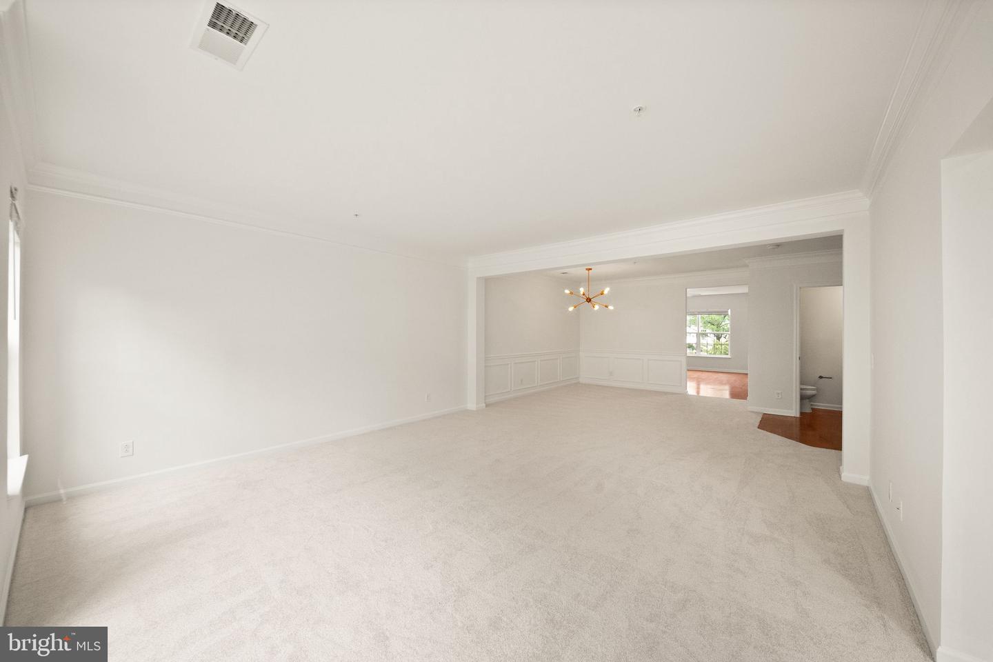 2289 Kew Gardens Dr Property Photo 25