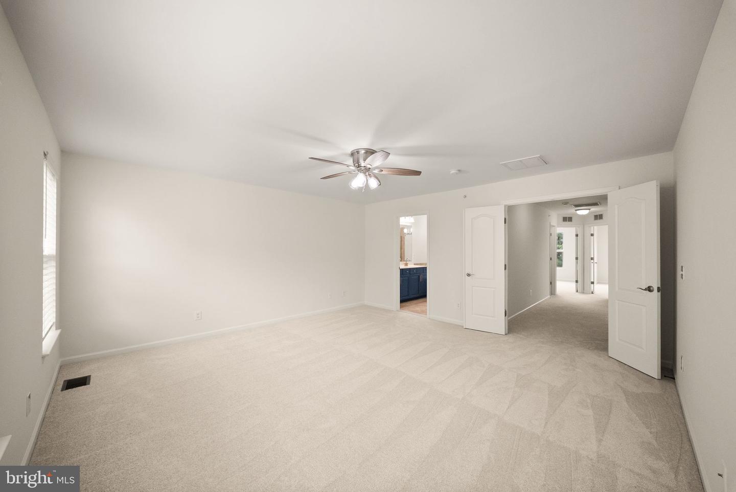 2289 Kew Gardens Dr Property Photo 30