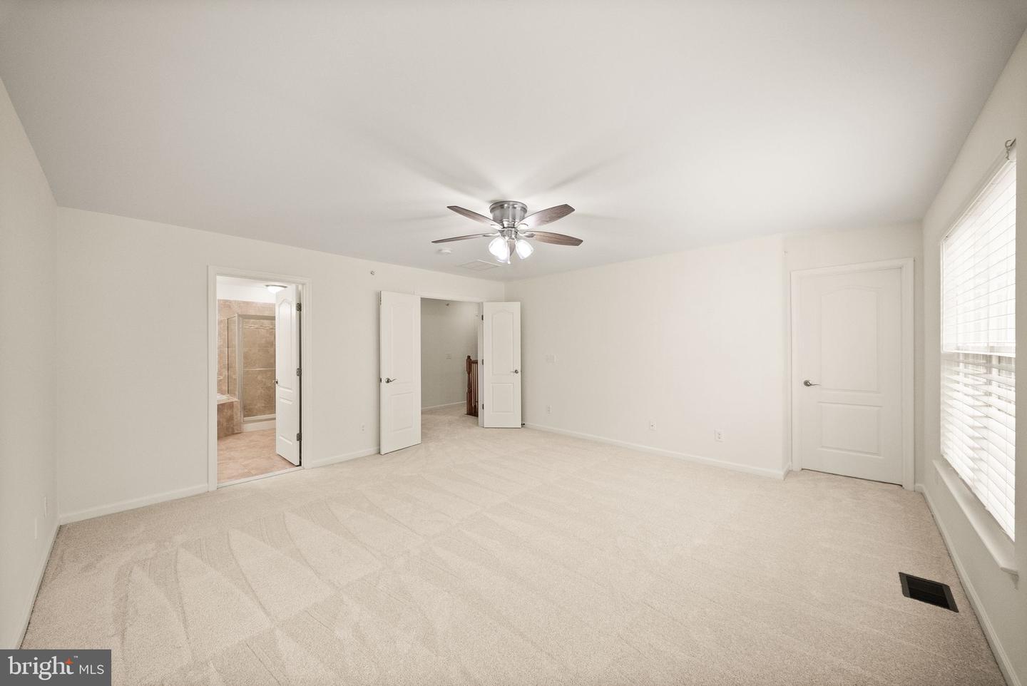 2289 Kew Gardens Dr Property Photo 31