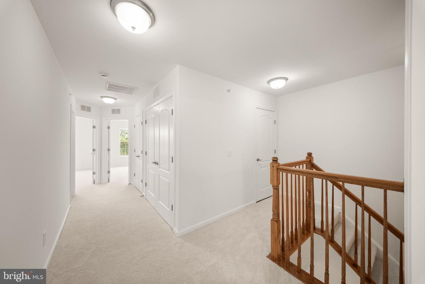 2289 Kew Gardens Dr Property Photo 38