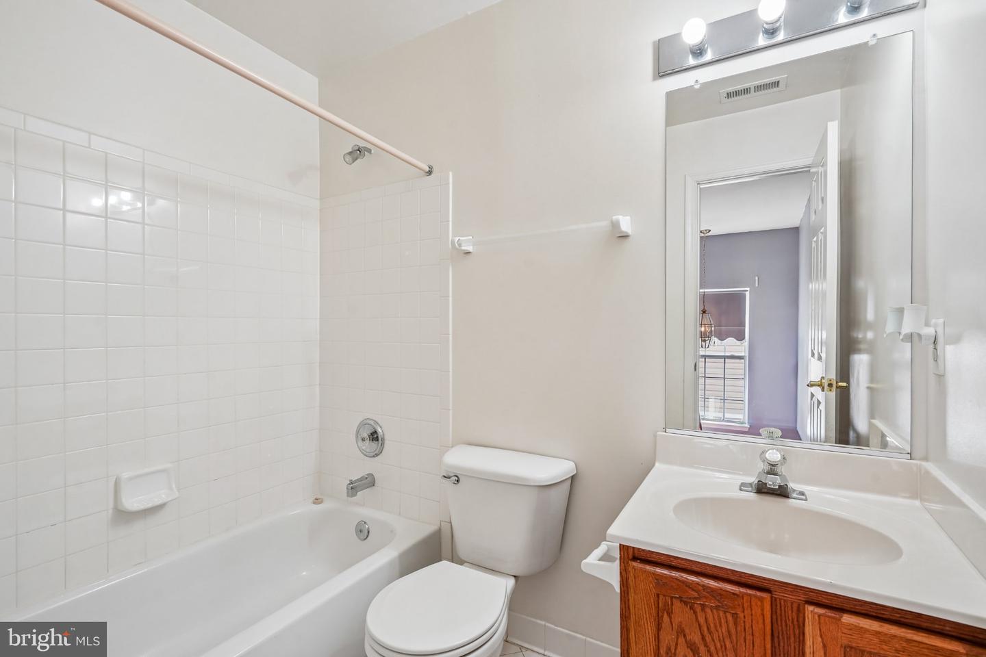 13137 Thrift Ln Property Photo 4