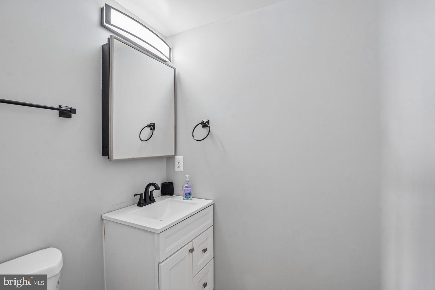 13137 Thrift Ln Property Photo 10