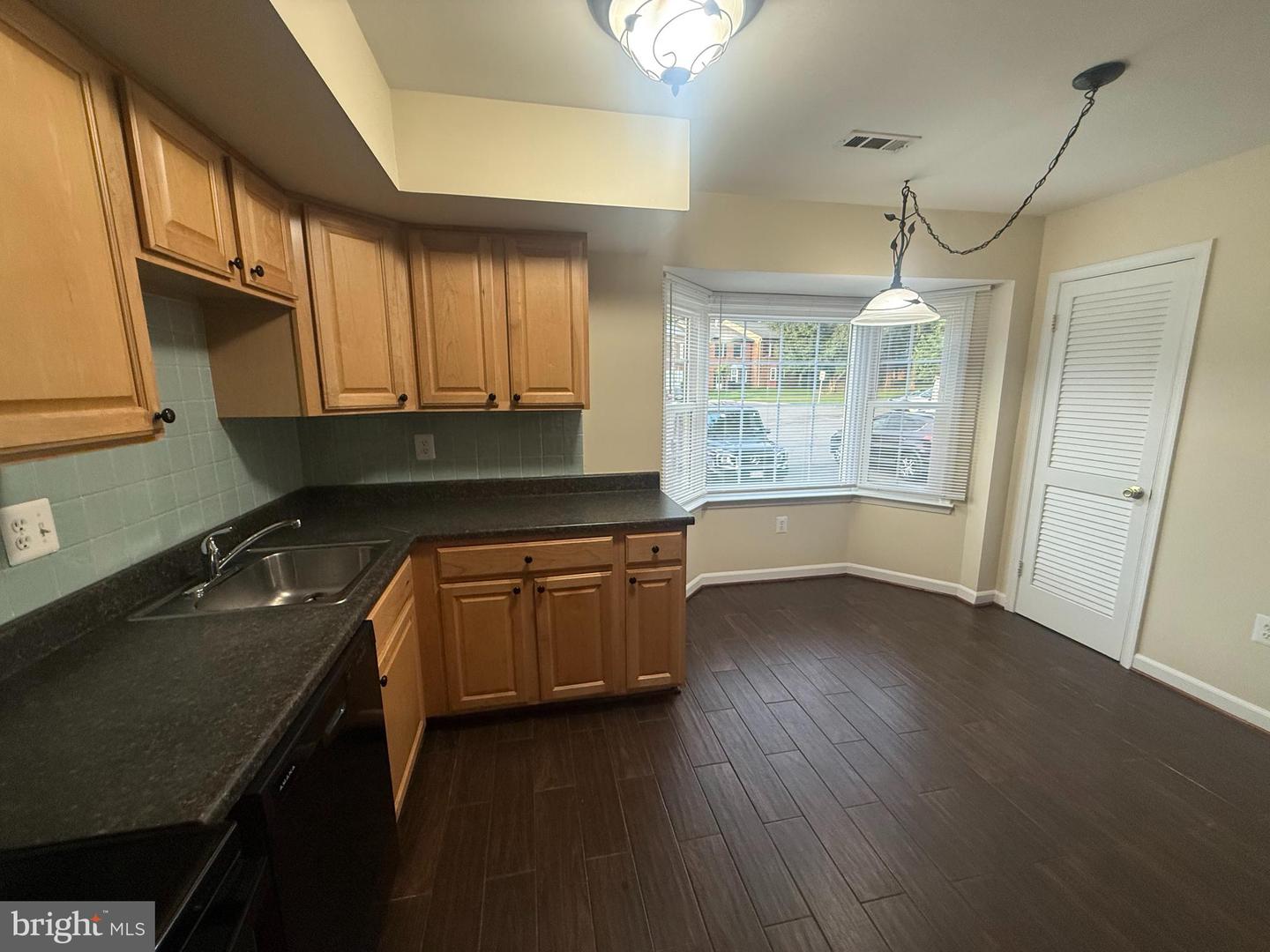 3409 Tendril Ct Property Photo 4