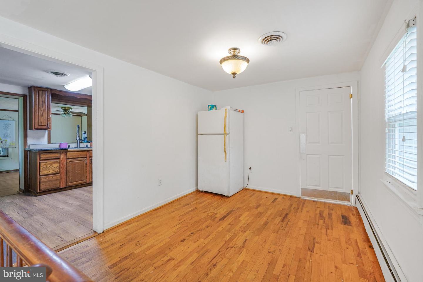 17724 Batestown Rd Property Photo 3