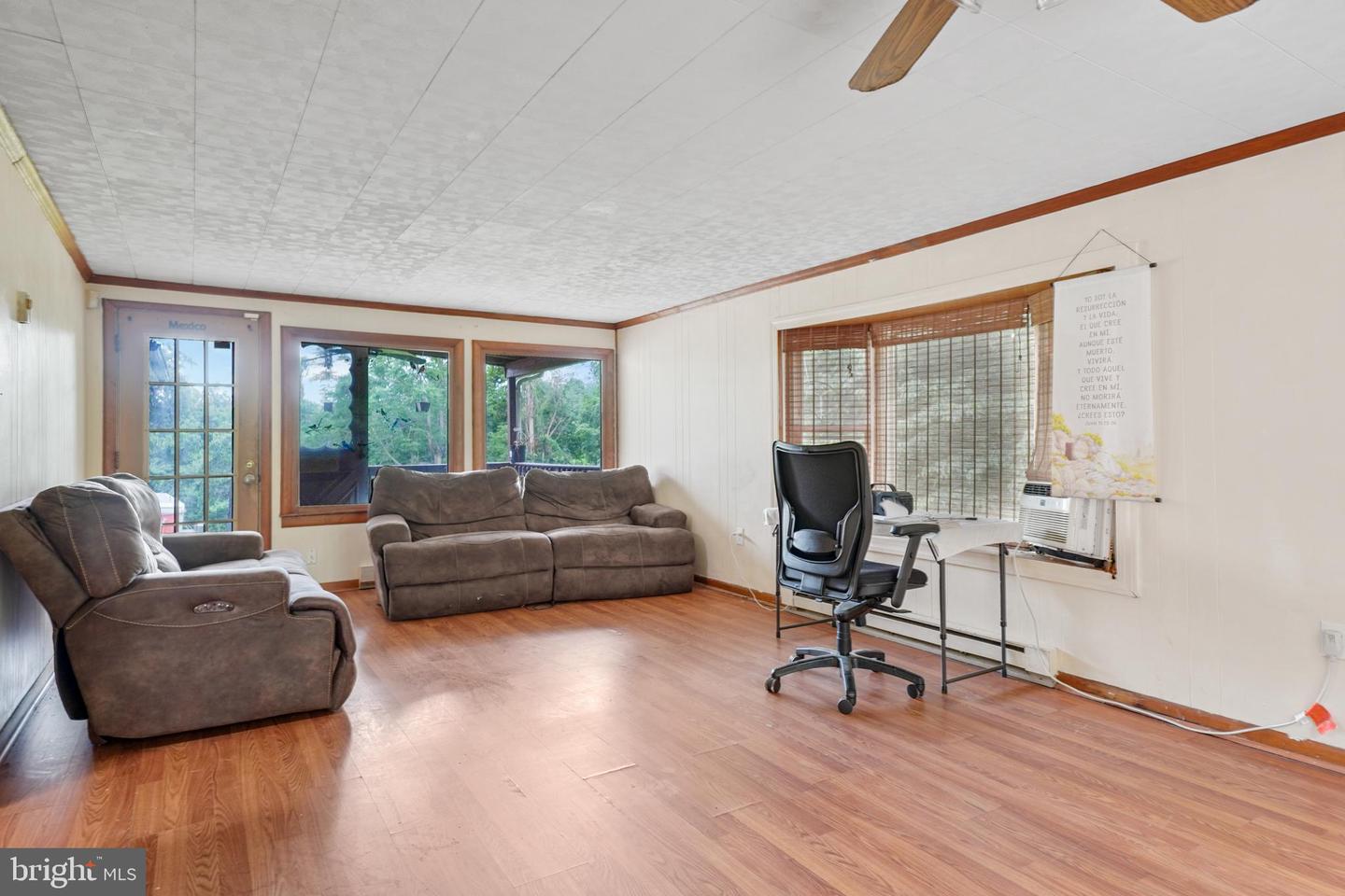 17724 Batestown Rd Property Photo 10