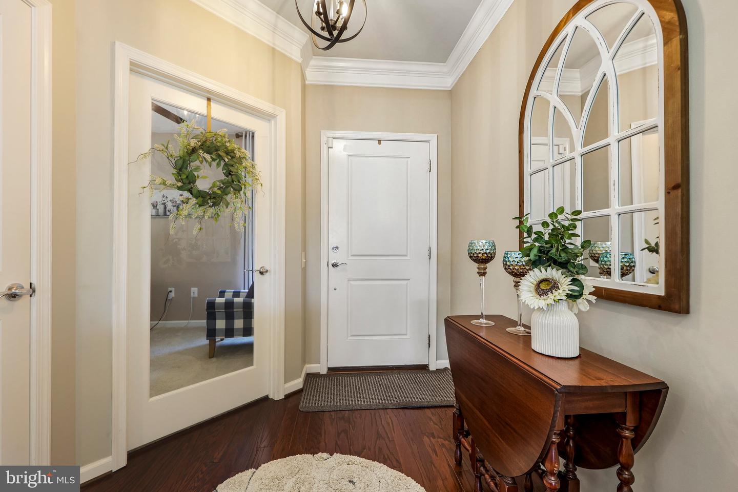 6840 Gerber Daisy Ln Property Photo 5