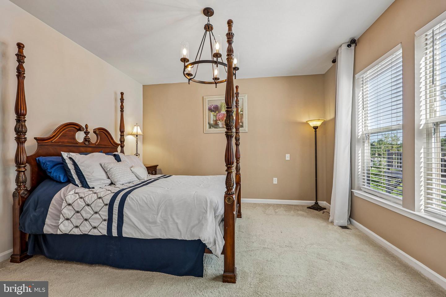 6840 Gerber Daisy Ln Property Photo 24