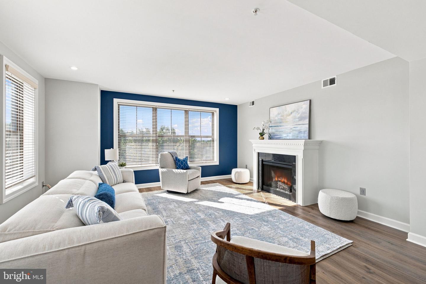 485 Harbor Side St #607 Property Photo 10