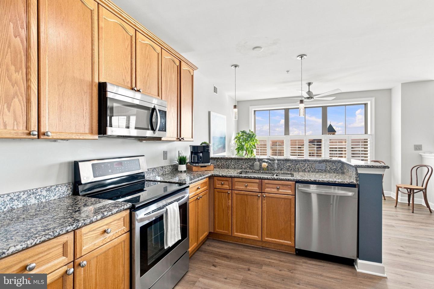 485 Harbor Side St #607 Property Photo 16