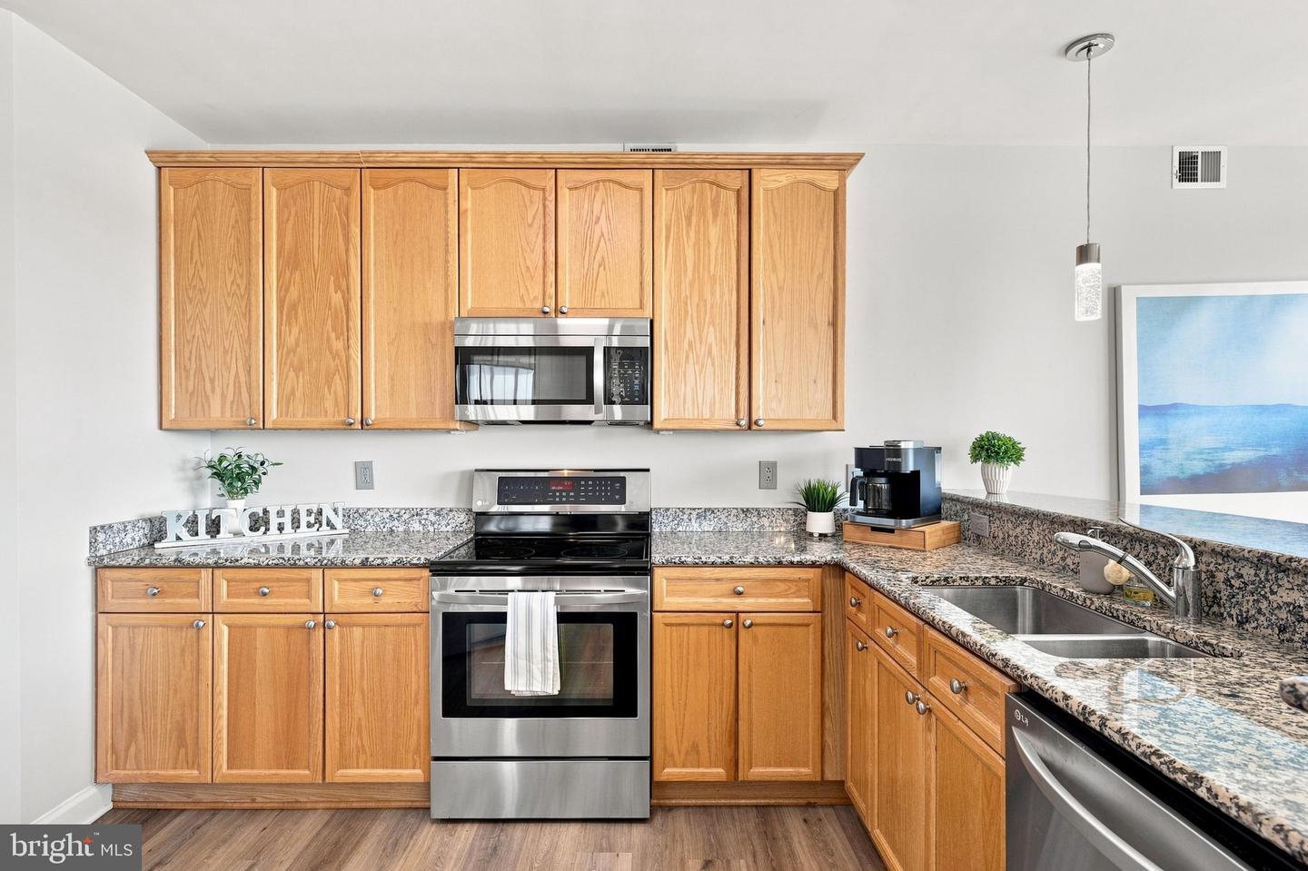 485 Harbor Side St #607 Property Photo 18