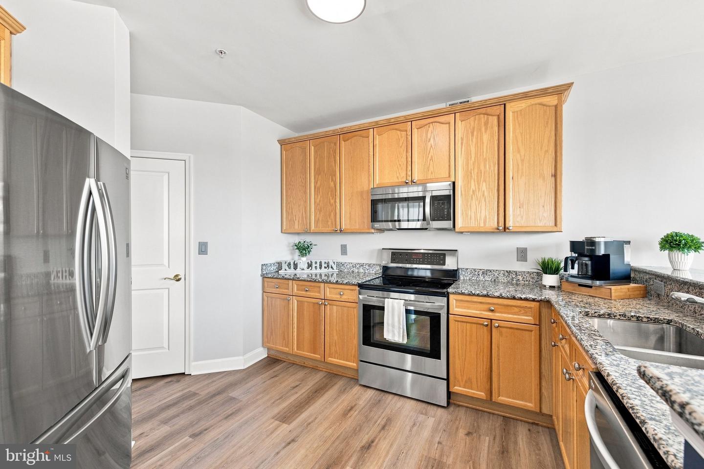 485 Harbor Side St #607 Property Photo 20