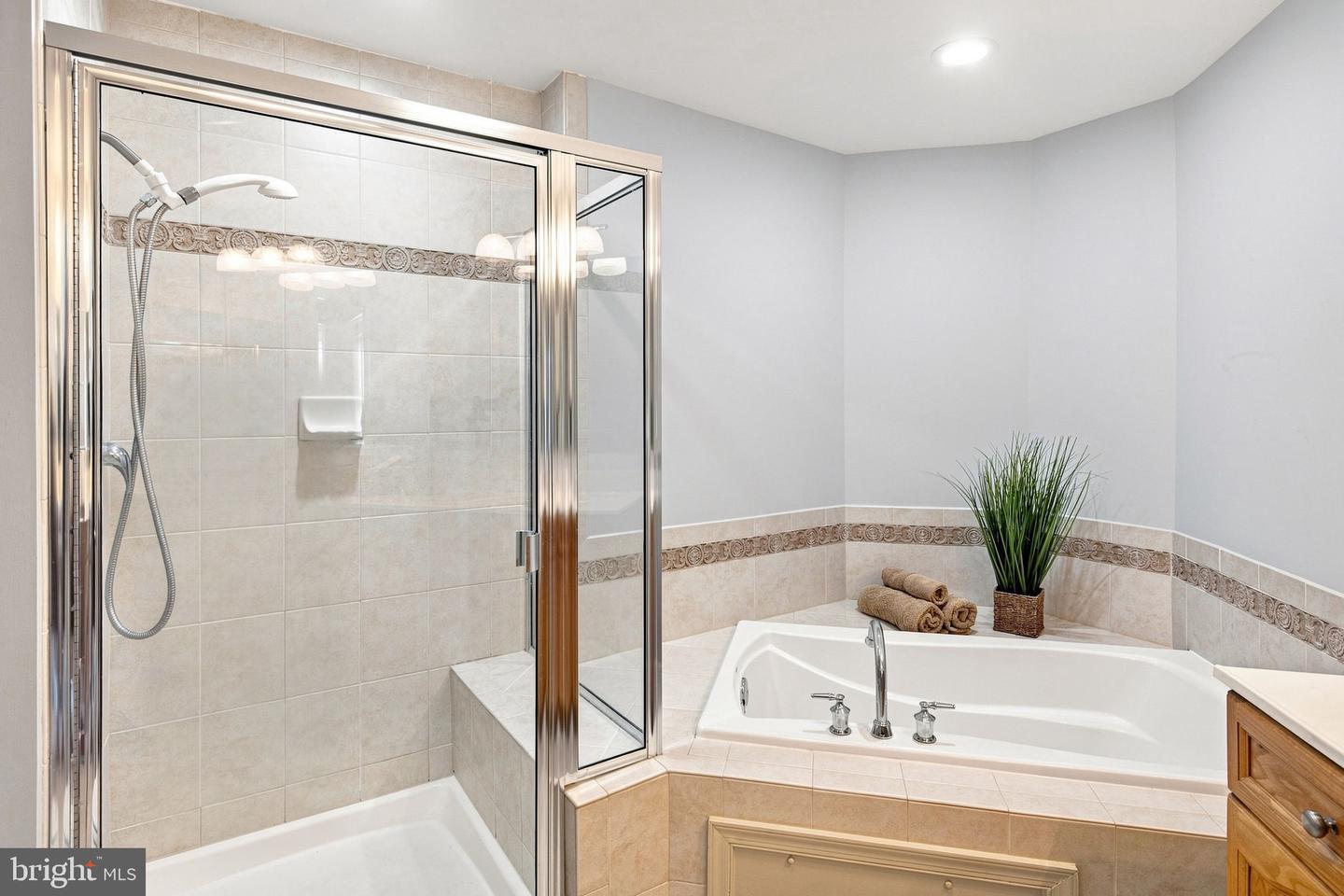 485 Harbor Side St #607 Property Photo 39