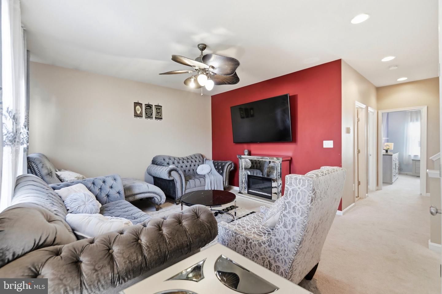9224 Alvyn Lake Cir Property Photo 4