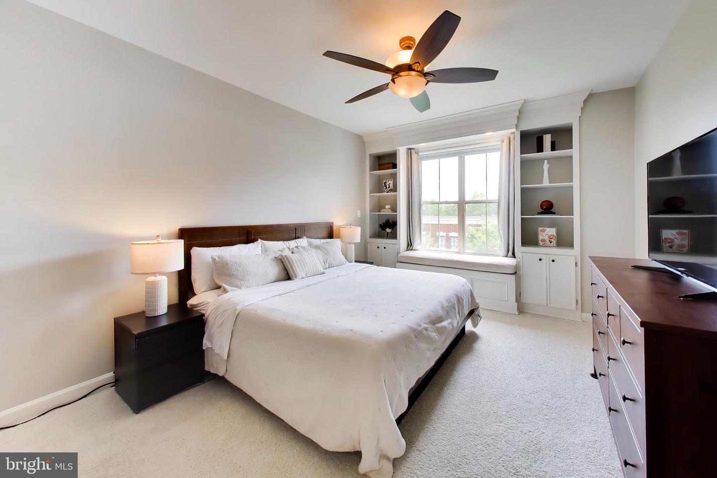 440 Belmont Bay Dr #410 Property Photo 21