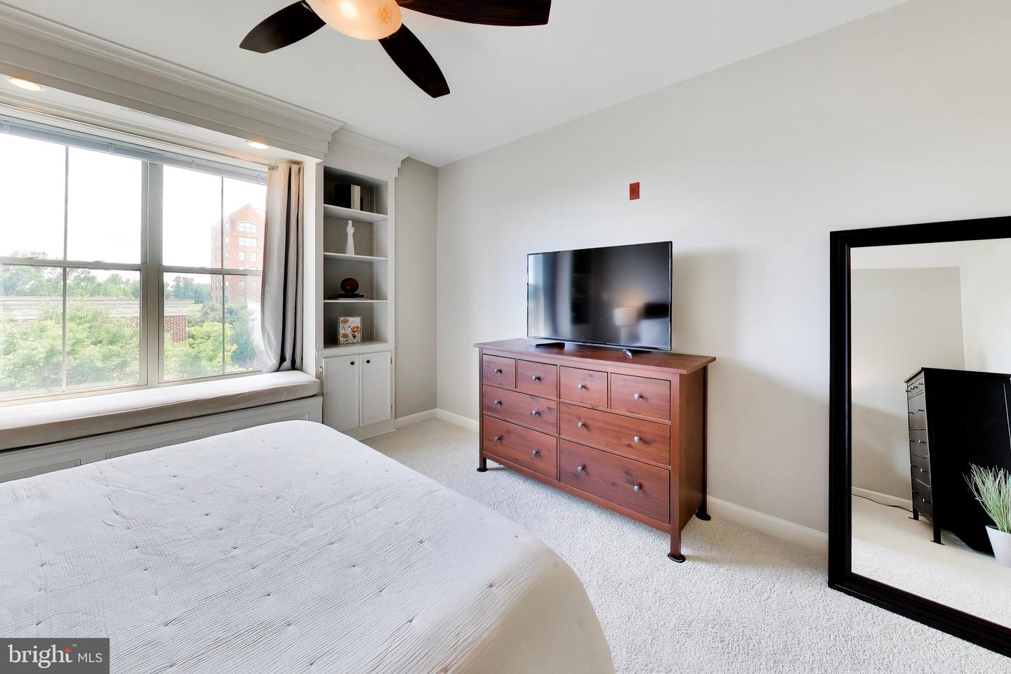 440 Belmont Bay Dr #410 Property Photo 22
