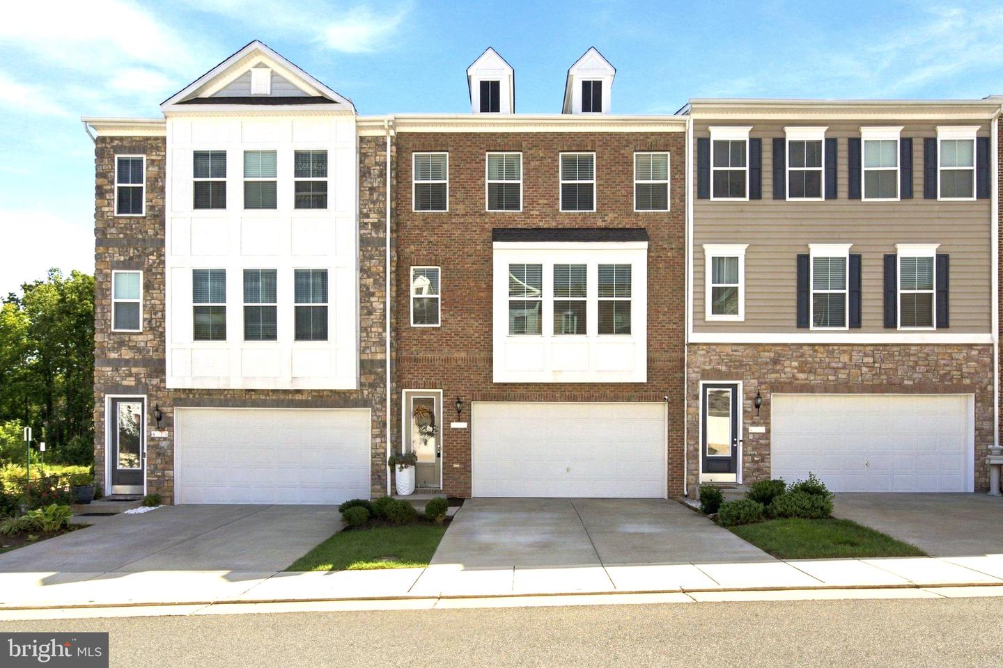 4075 Elizabeth Reed Way Property Photo 1