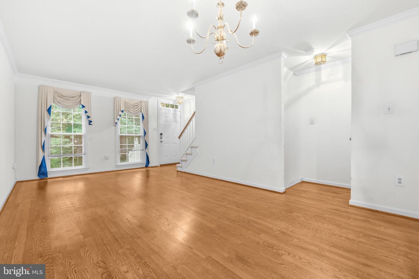 12835 Mill Brook Ct Property Photo 7
