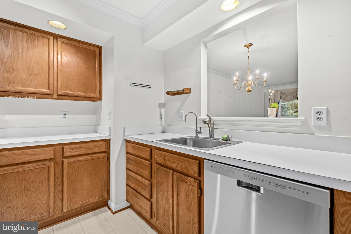12835 Mill Brook Ct Property Photo 13