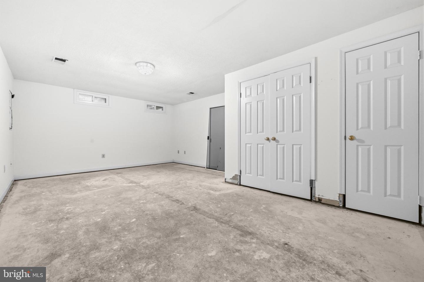 12835 Mill Brook Ct Property Photo 31