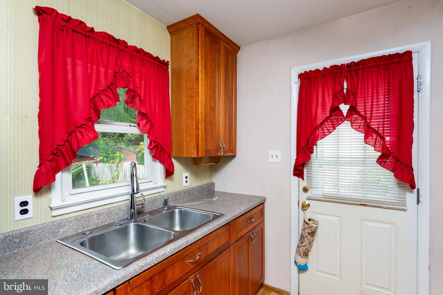 14330 Ferndale Rd Property Photo 21