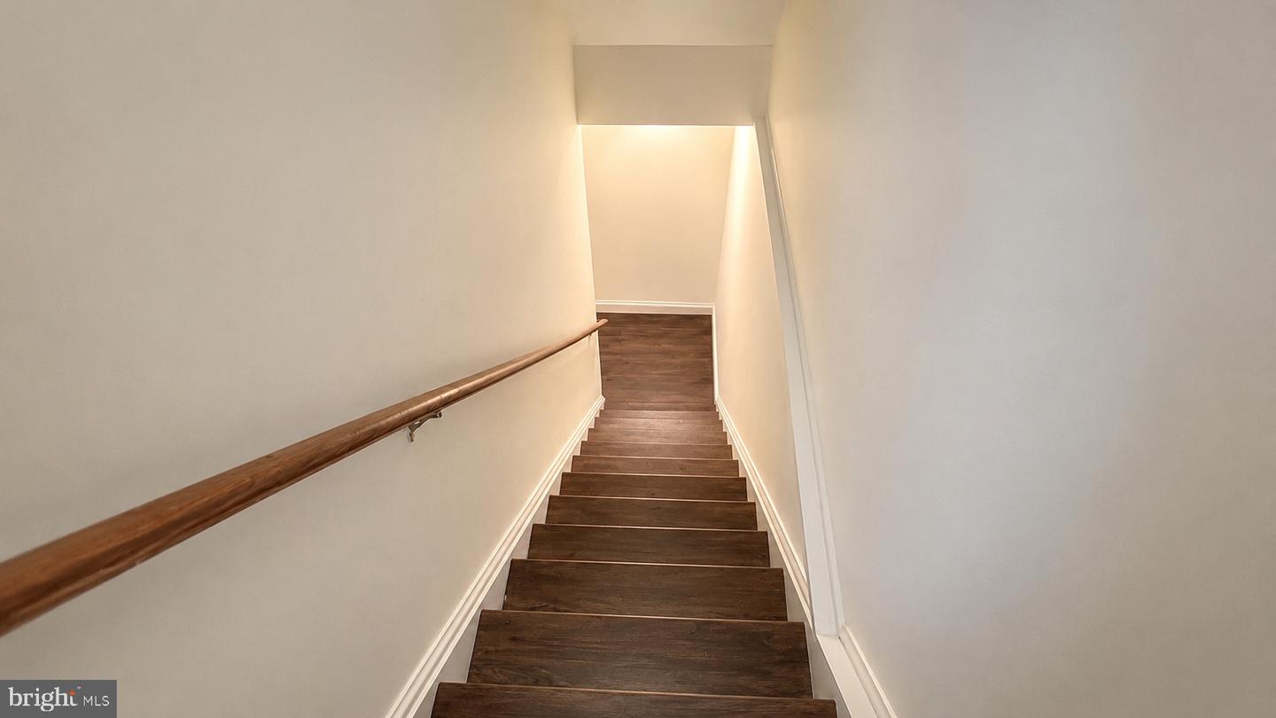 12554 Cantilever Ct Property Photo 4