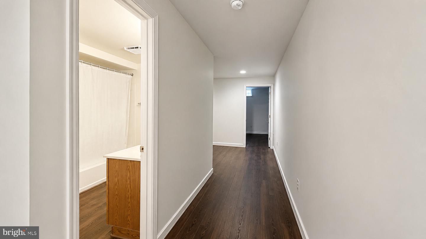 12554 Cantilever Ct Property Photo 5