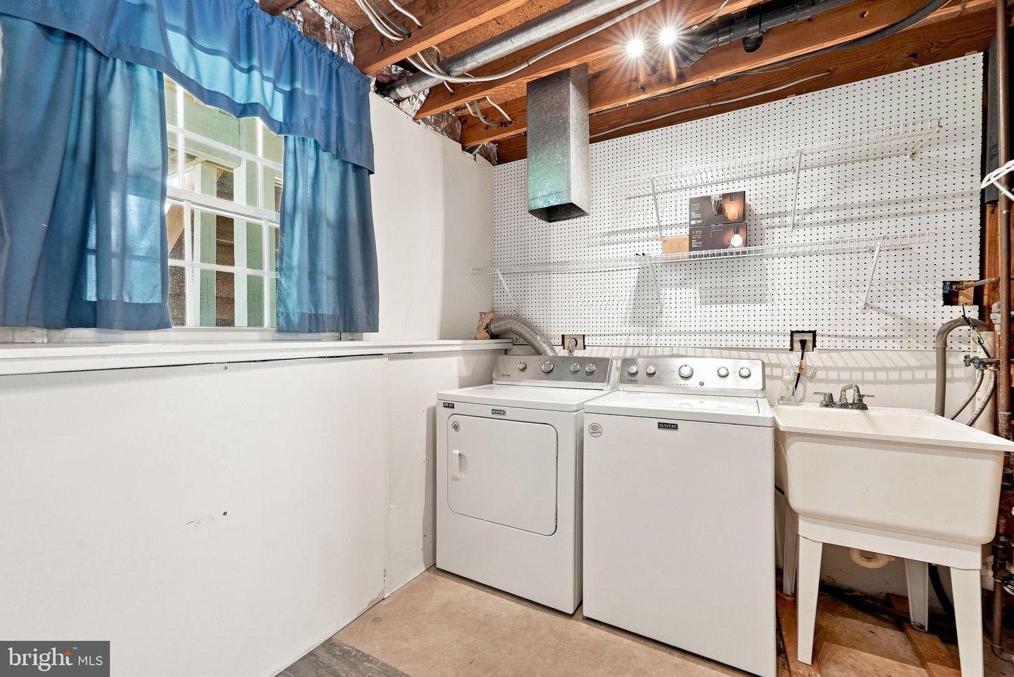2189 Jennings St Property Photo 43