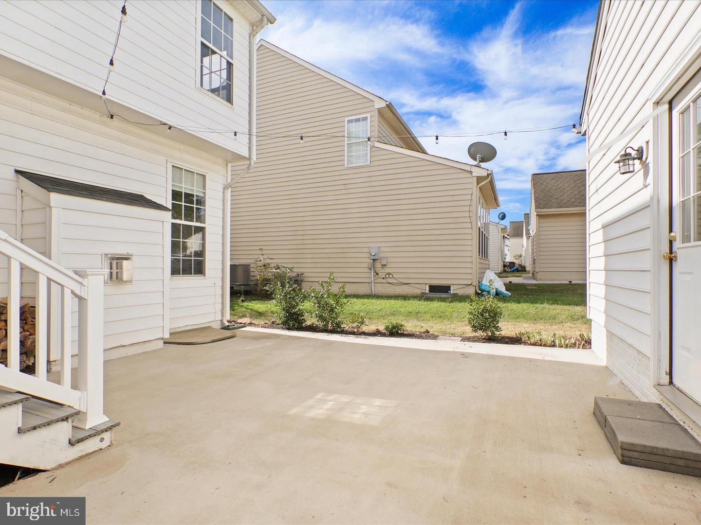 6713 Selbourne Ln Property Photo 11