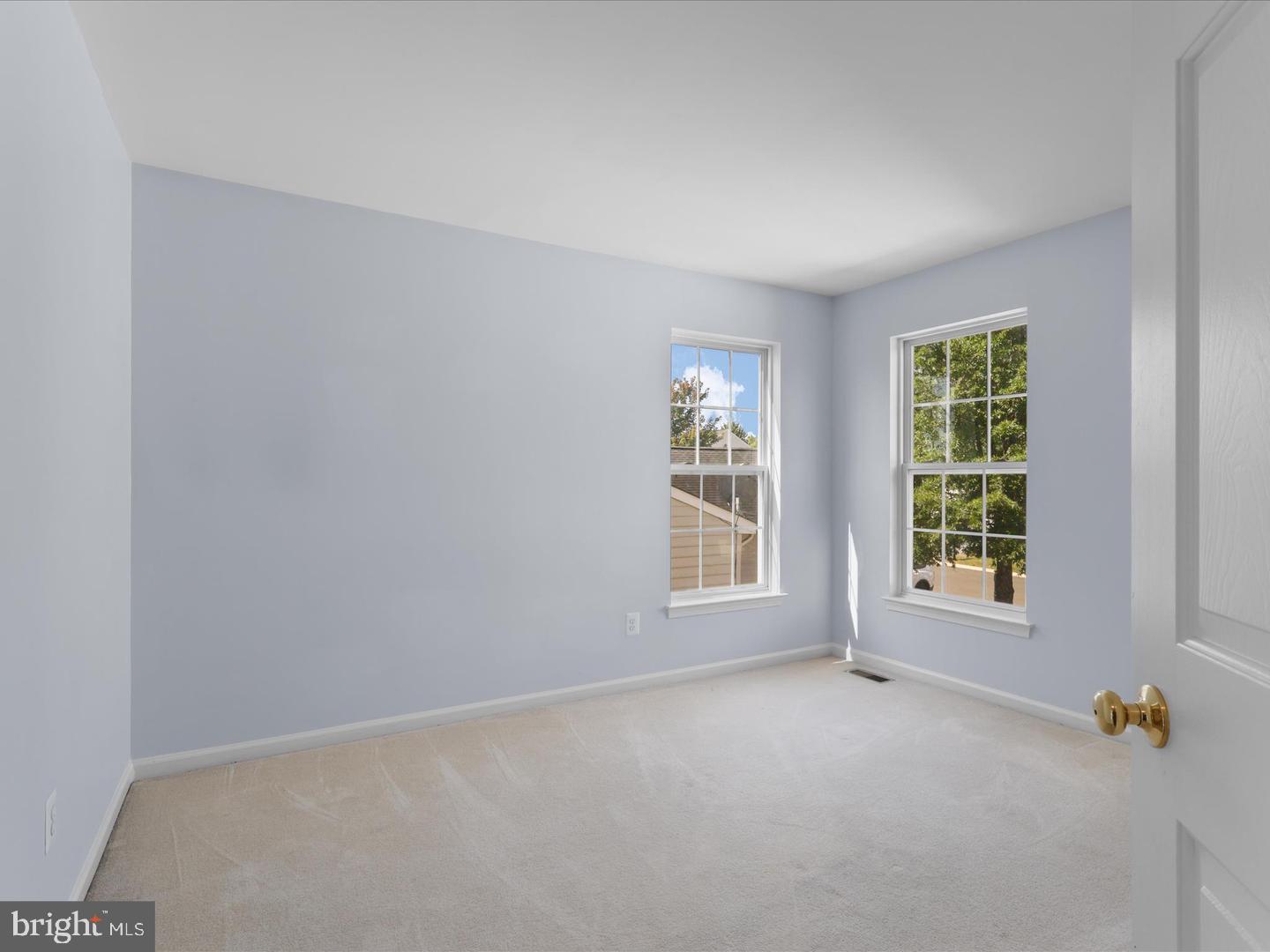 6713 Selbourne Ln Property Photo 17