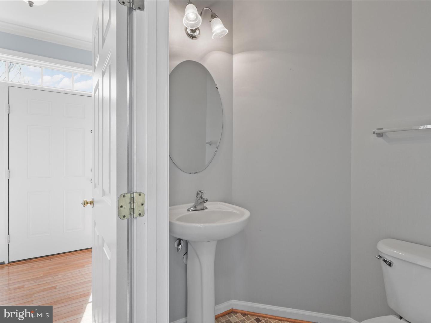 6713 Selbourne Ln Property Photo 28