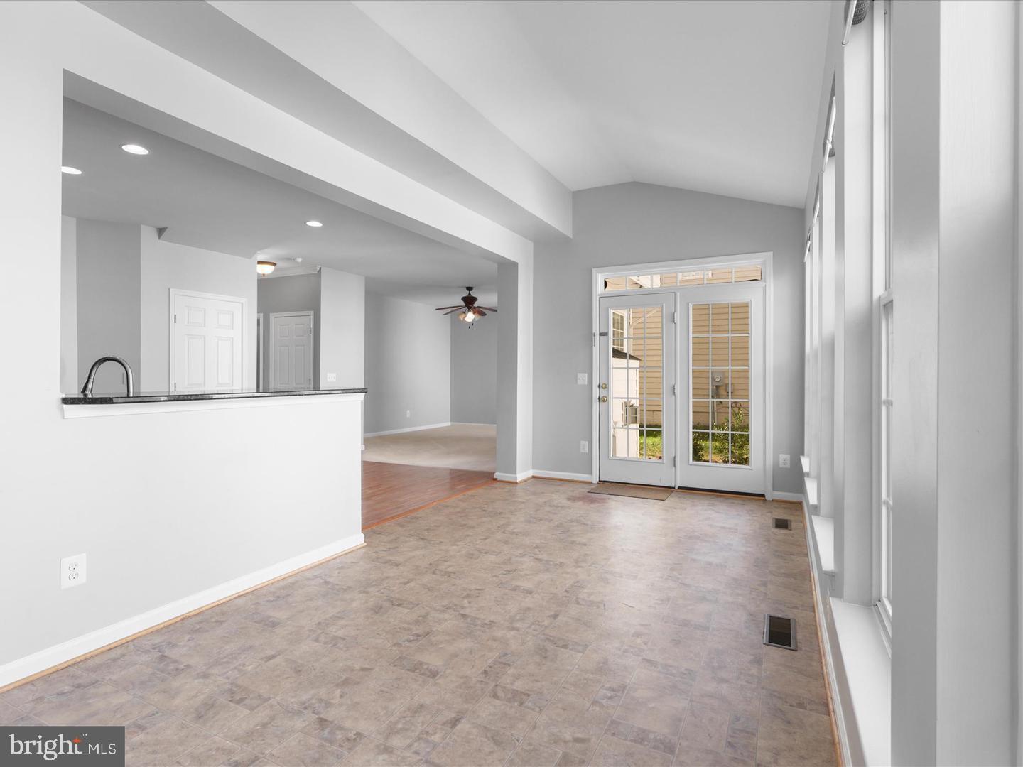 6713 Selbourne Ln Property Photo 29