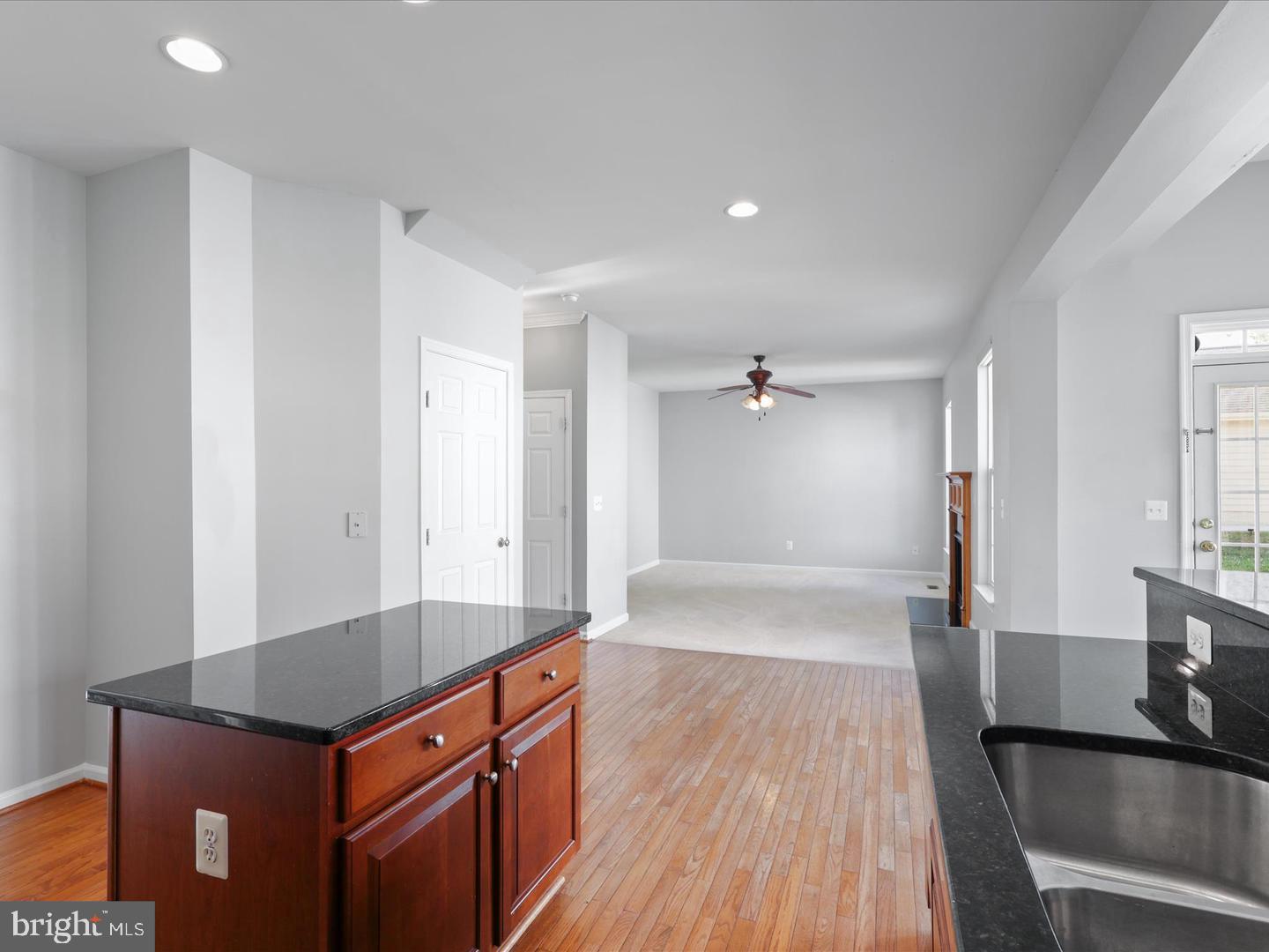 6713 Selbourne Ln Property Photo 36
