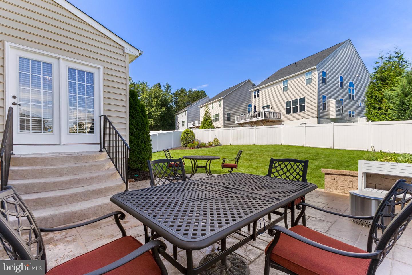 12380 Southington Dr Property Photo 49