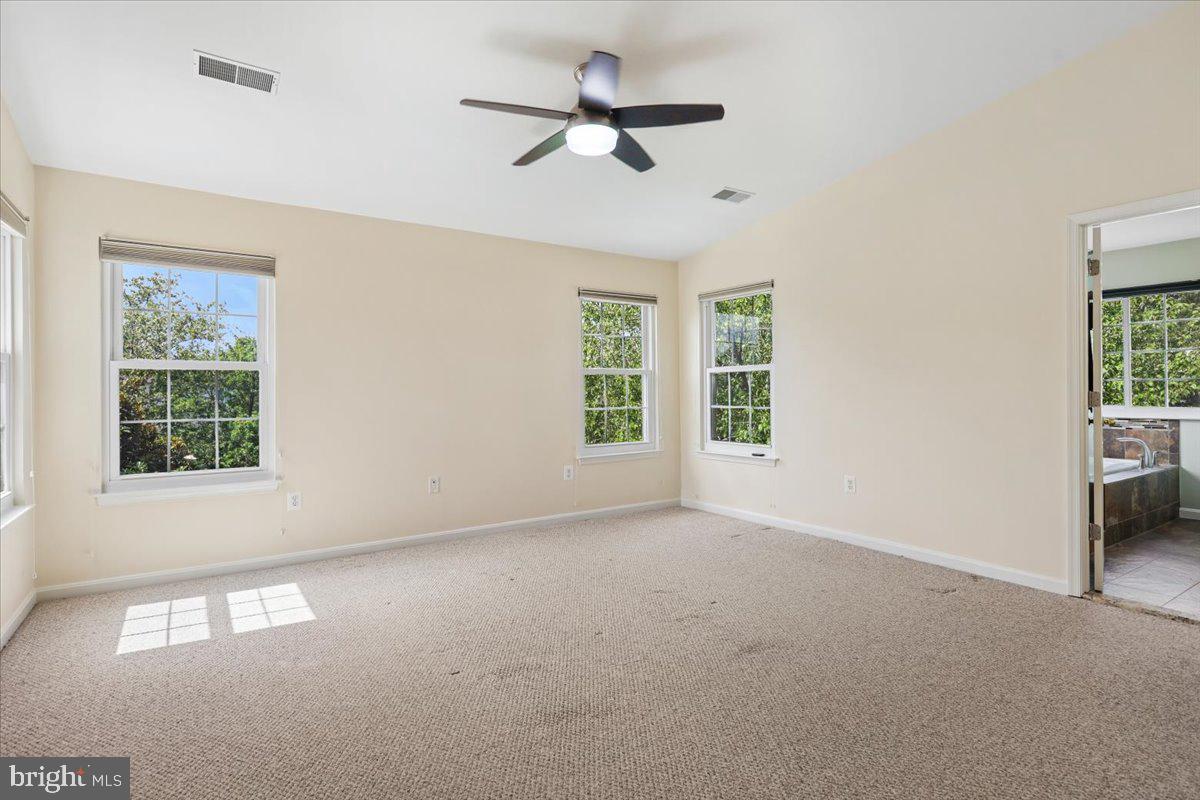 12303 Grimsby Ln Property Photo 14