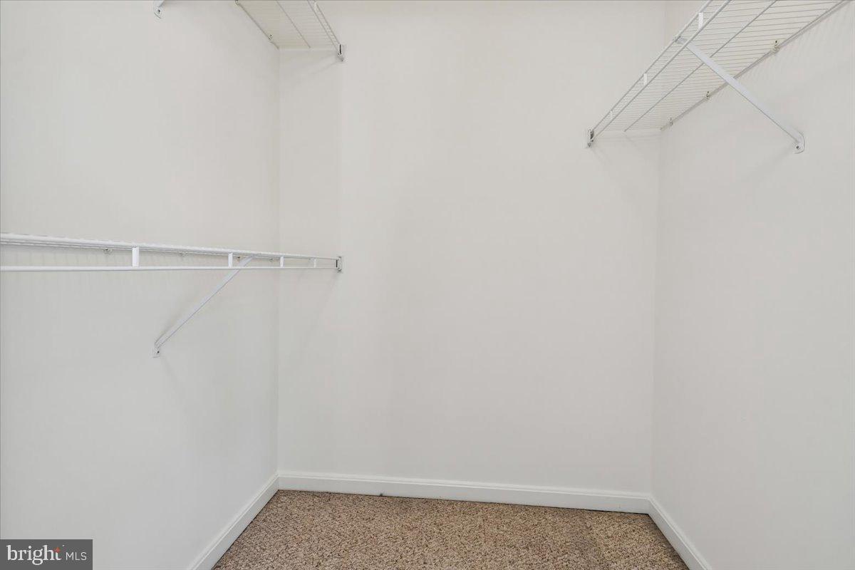 12303 Grimsby Ln Property Photo 17