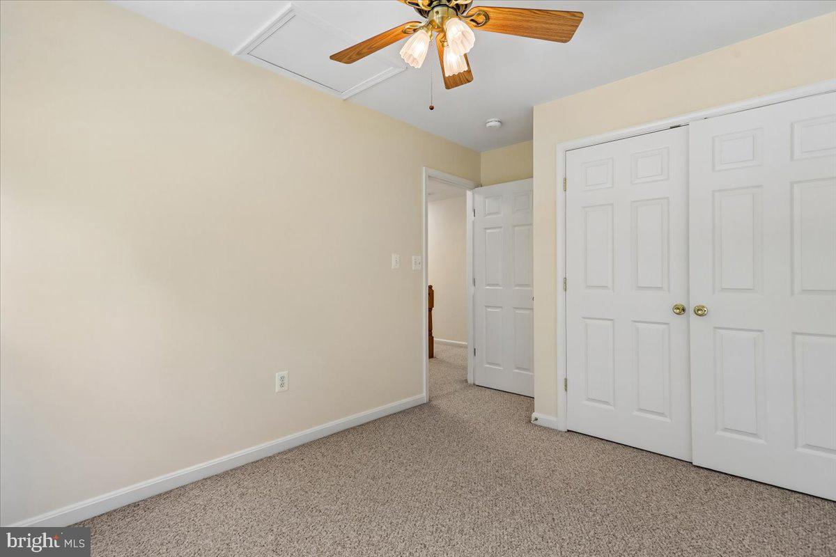 12303 Grimsby Ln Property Photo 20