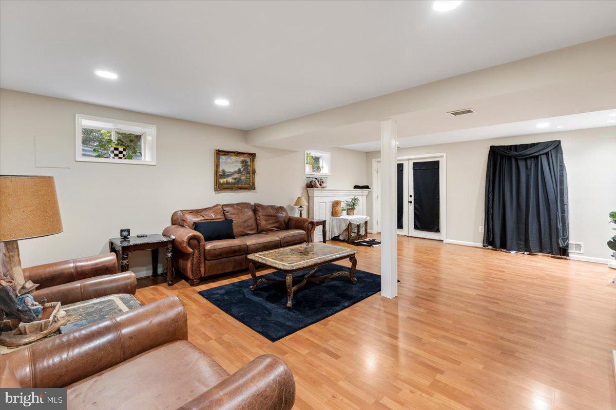 11218 Stonebrook Dr Property Photo 15