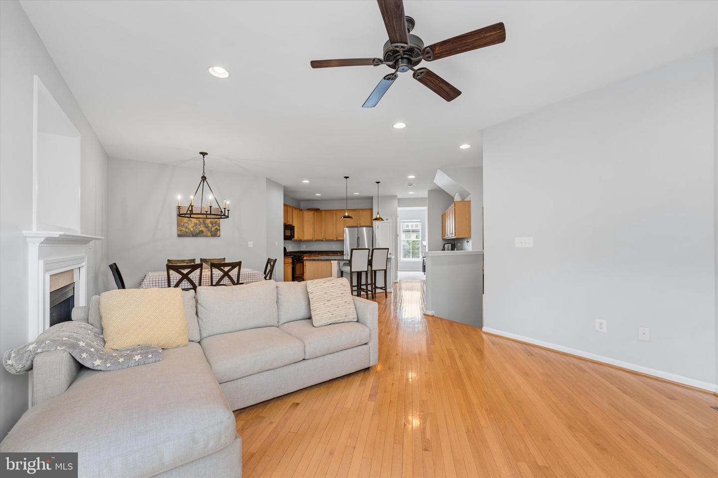 9107 Ribbon Falls Loop Property Photo 13