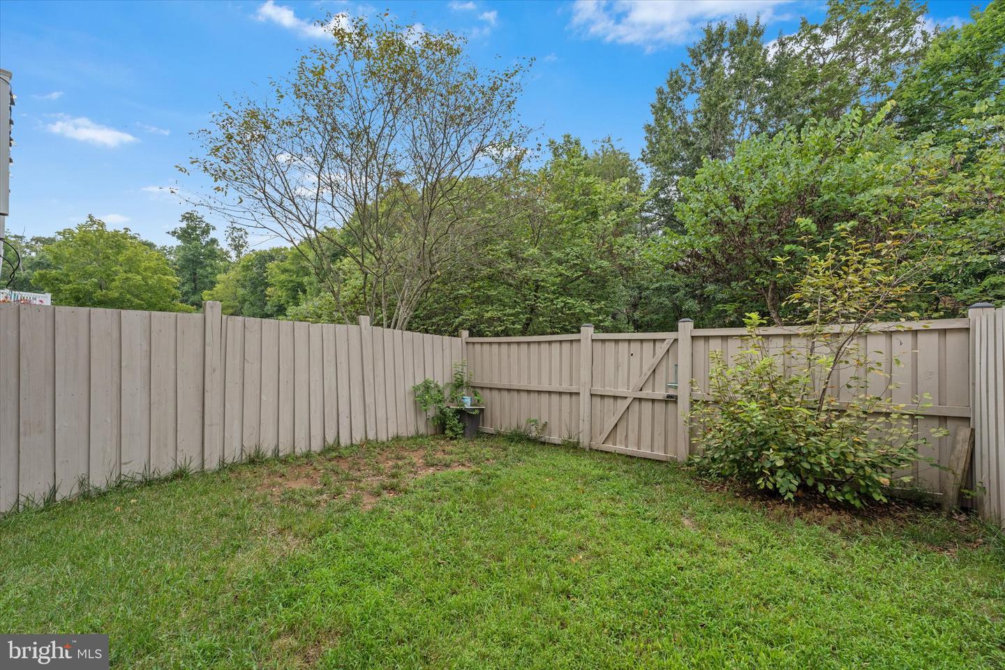 9107 Ribbon Falls Loop Property Photo 32