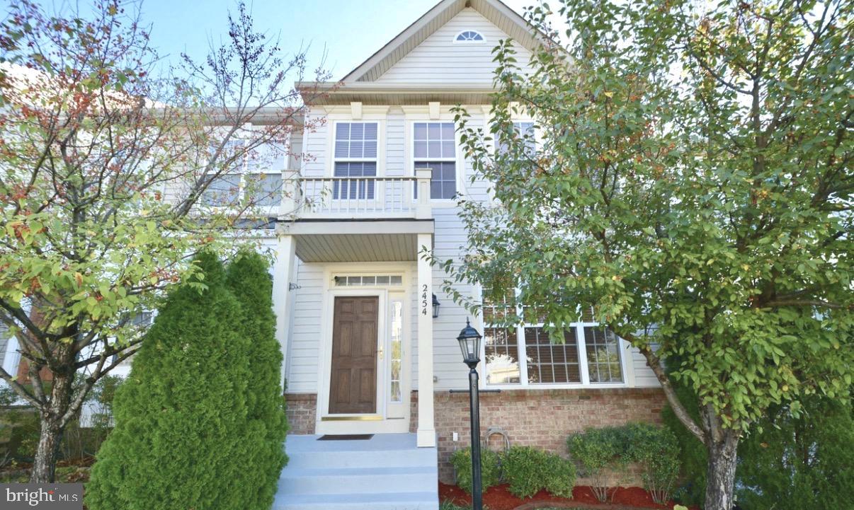 2454 BATTERY HILL CIR Property Photo 1