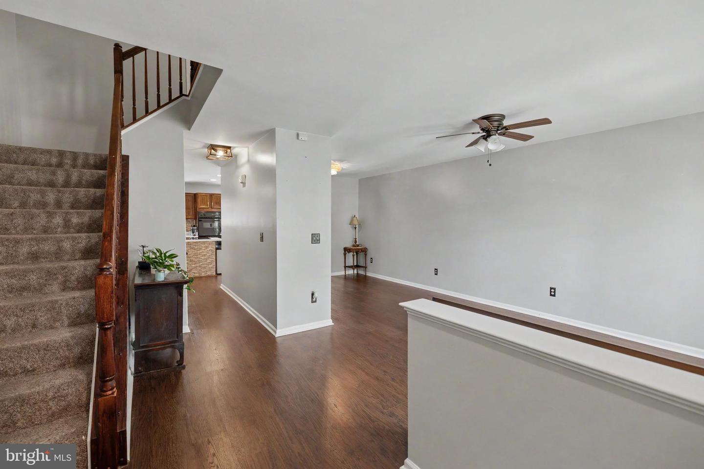 9087 Slate Stone Loop Property Photo 5