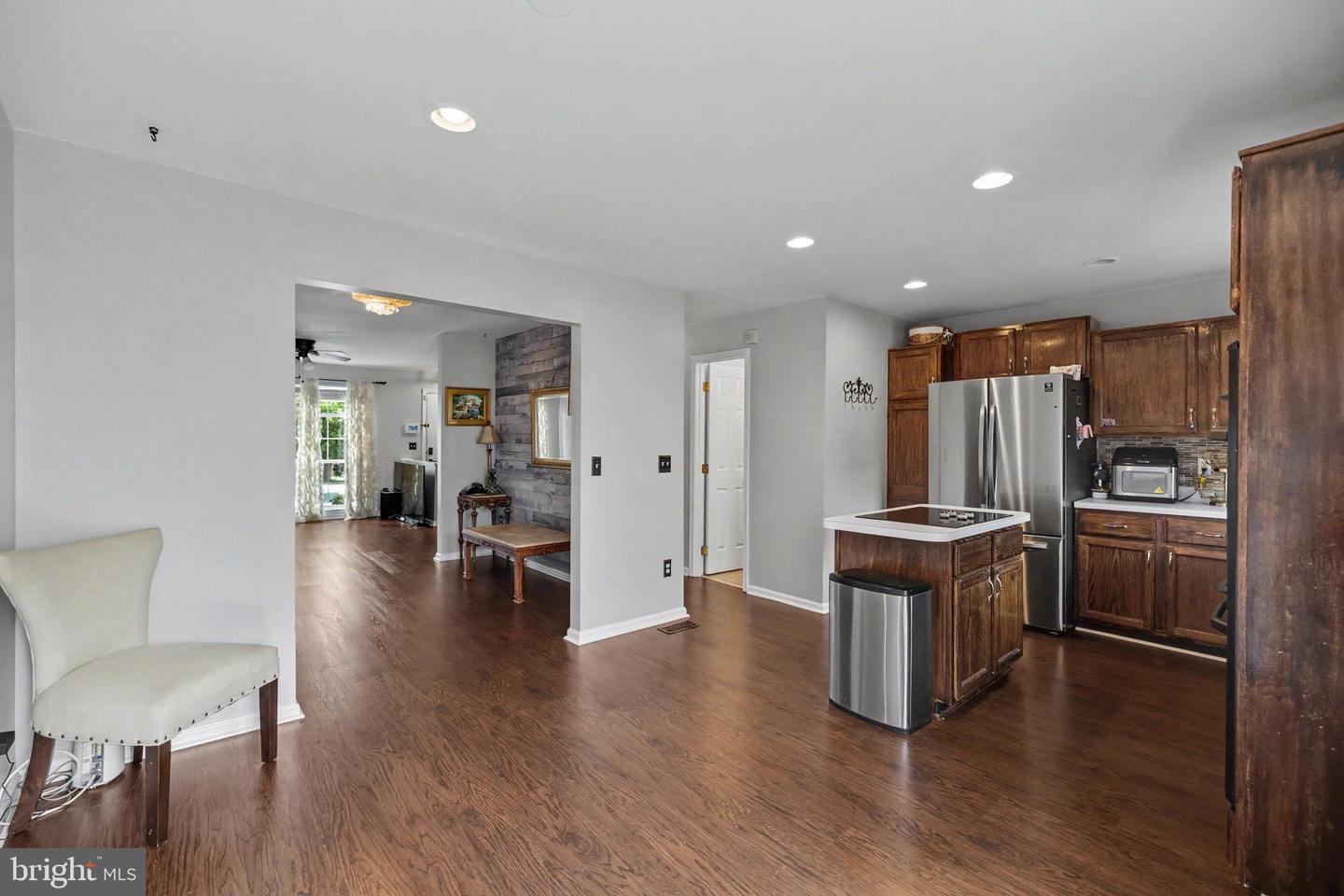 9087 Slate Stone Loop Property Photo 14